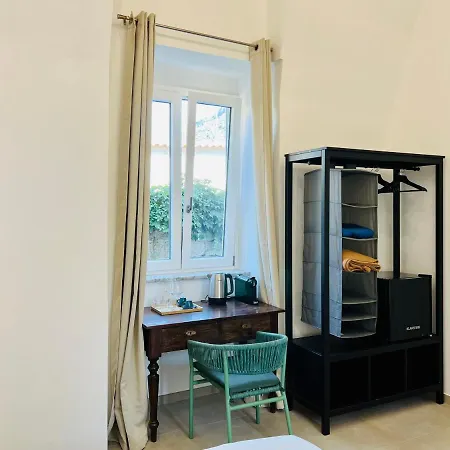 Palazzo Bougainvillea By Ritardo Aereo Guest house Meta