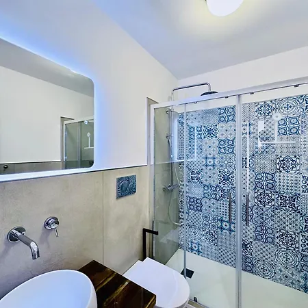 Guest house Palazzo Bougainvillea By Ritardo Aereo Meta